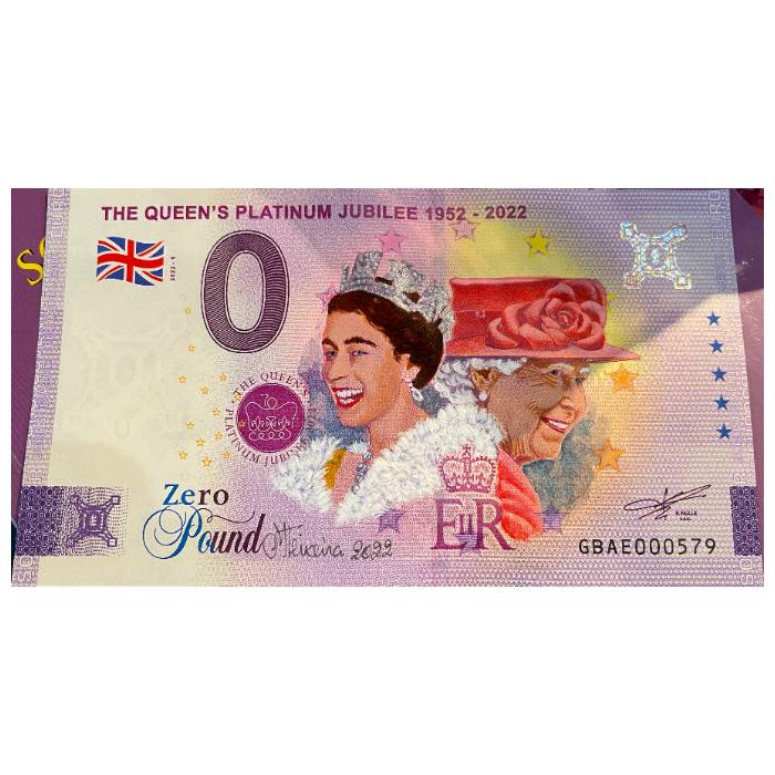 UK: The Queen's Platinum Jubilee 2022 (pintada por Manuel Teixeira) ROSA